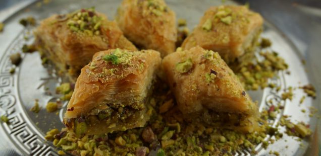 Baklava meets Kirschmichel - Internationales Backen. Mittwoch, 18.09., 15-18:00 Uhr